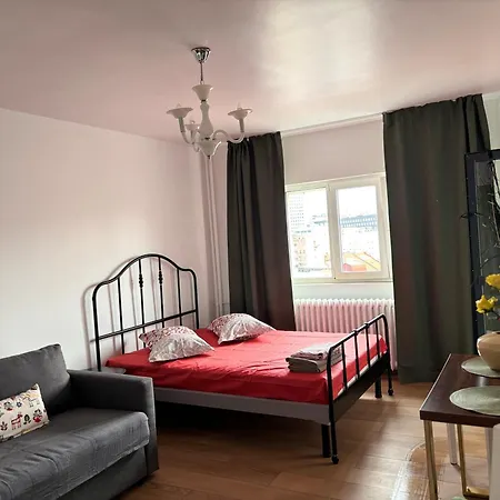 Piata Victoriei Sanad *